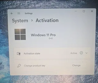 Latitude 3300 13.3" Core i3 7th Gen 8GB 256GB SSD Win 11 Pro